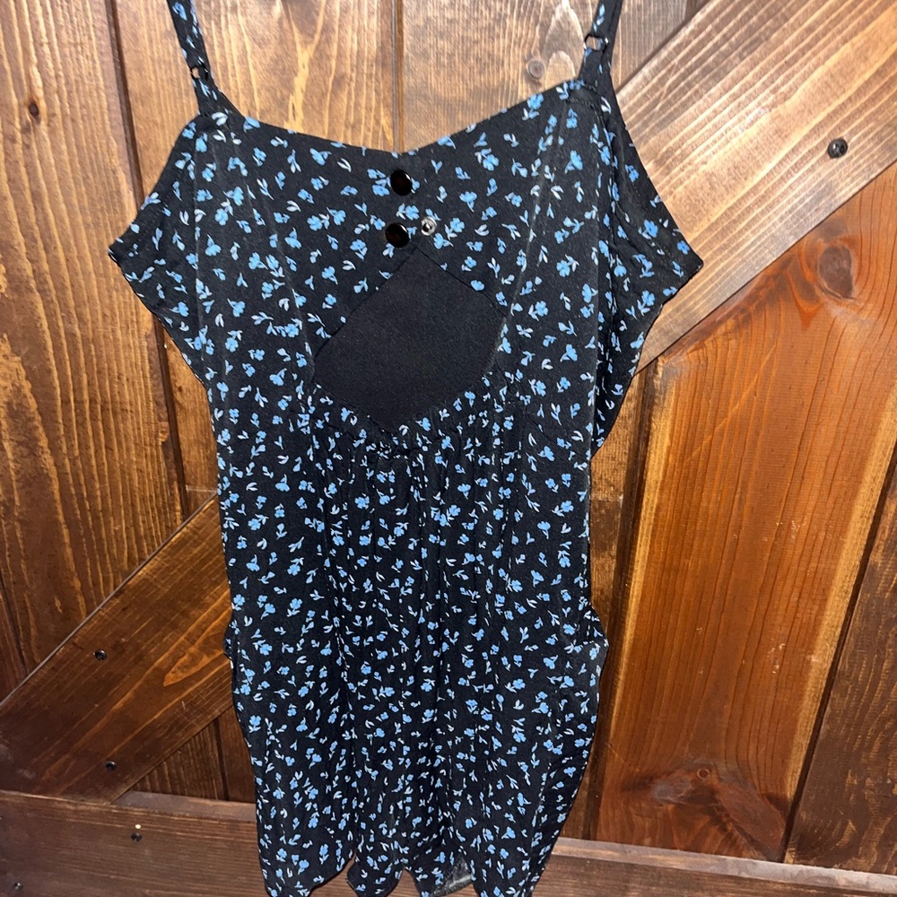 Shorts romper - Picture 4 of 4